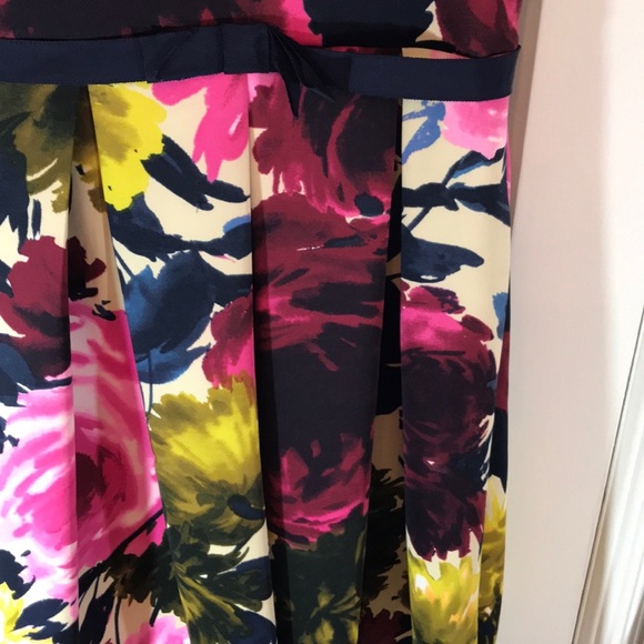 Just Taylor sleeveless flower 🌸 dress  EUC - Picture 2 of 7